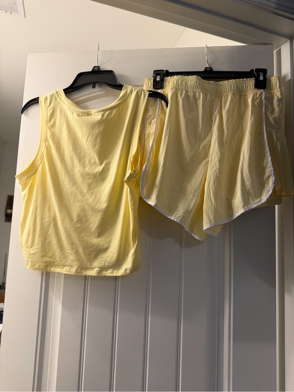 Yogalicious Light Yellow Knot-Front Tank & Elastic Waist Shorts Set - Picture 2 of 6